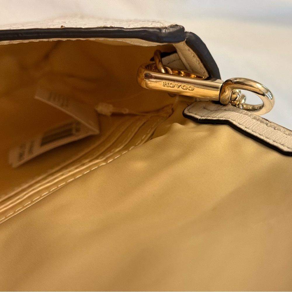 Coach Cream Python Textured Shoulder Bag with Gol… - image 6